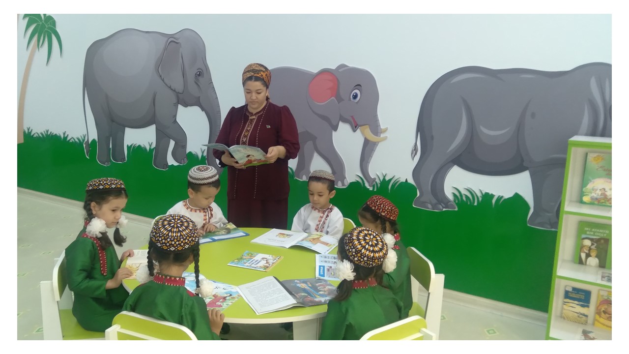 “Çaga eziz edebi ondanam eziz”