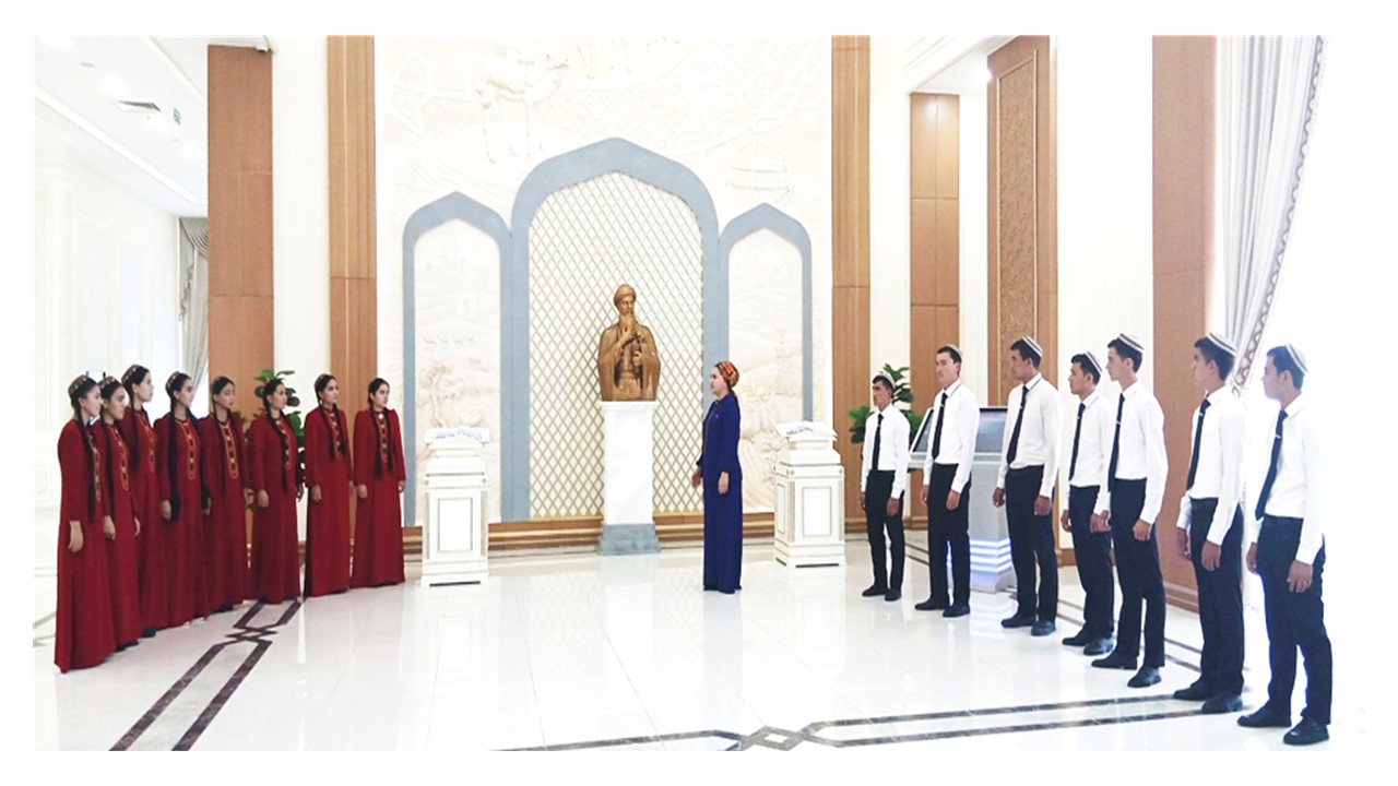 “Dünýä syry bilen bilim  açylýar”