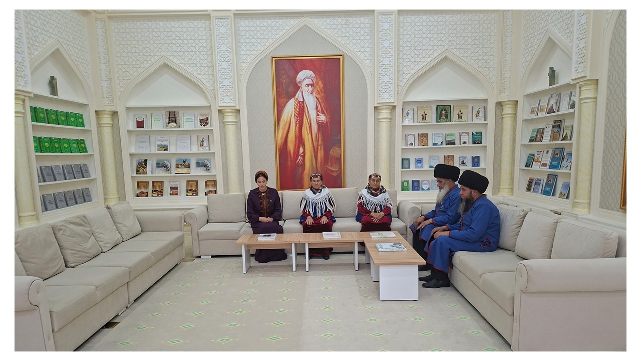  “Ýaşulular-görelde mekdebi”