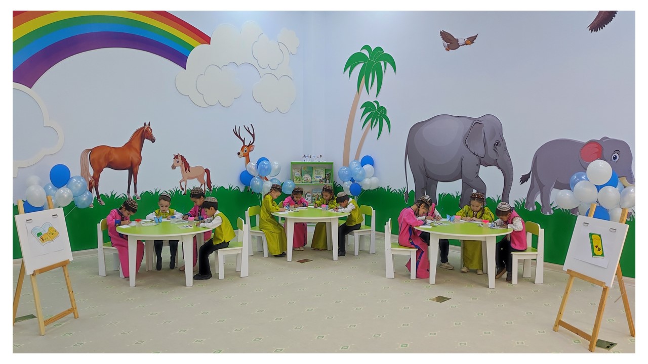 “Geliň, kitaby söýeliň”